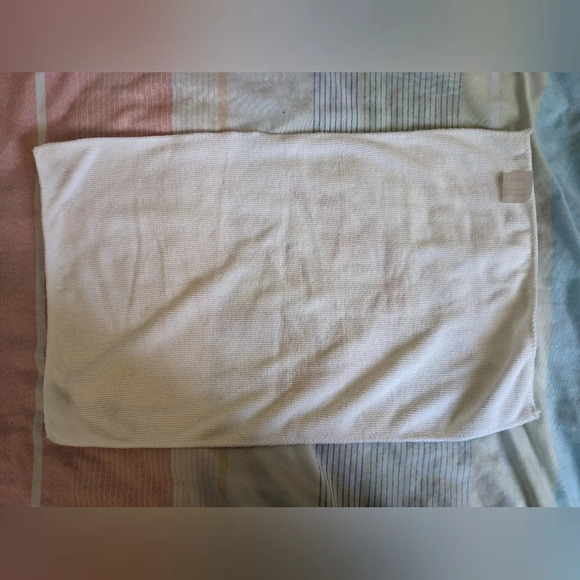 Toronto  Raptors Mini Towel - Picture 2 of 3